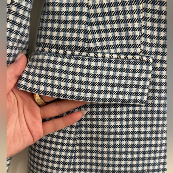 Zara Women's Classic Checkered Blazer - Picture 5 of 7